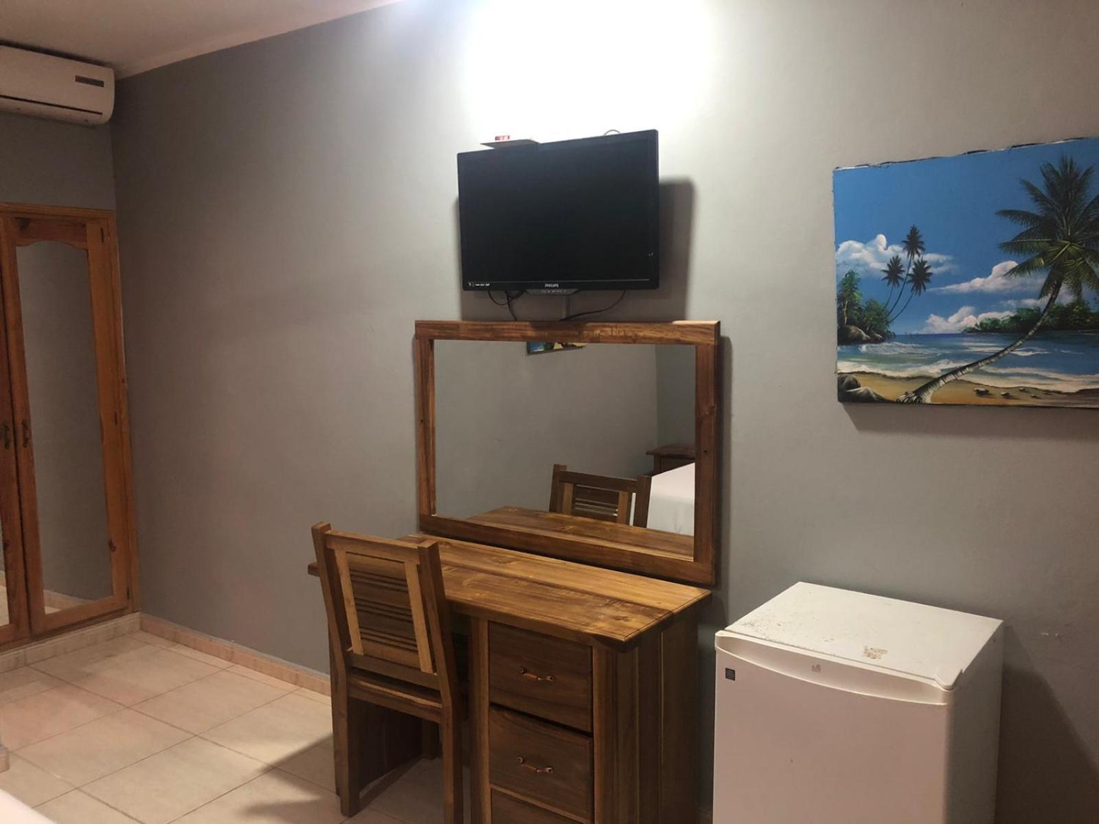 Hotel Cambri Нагуа Екстериор снимка