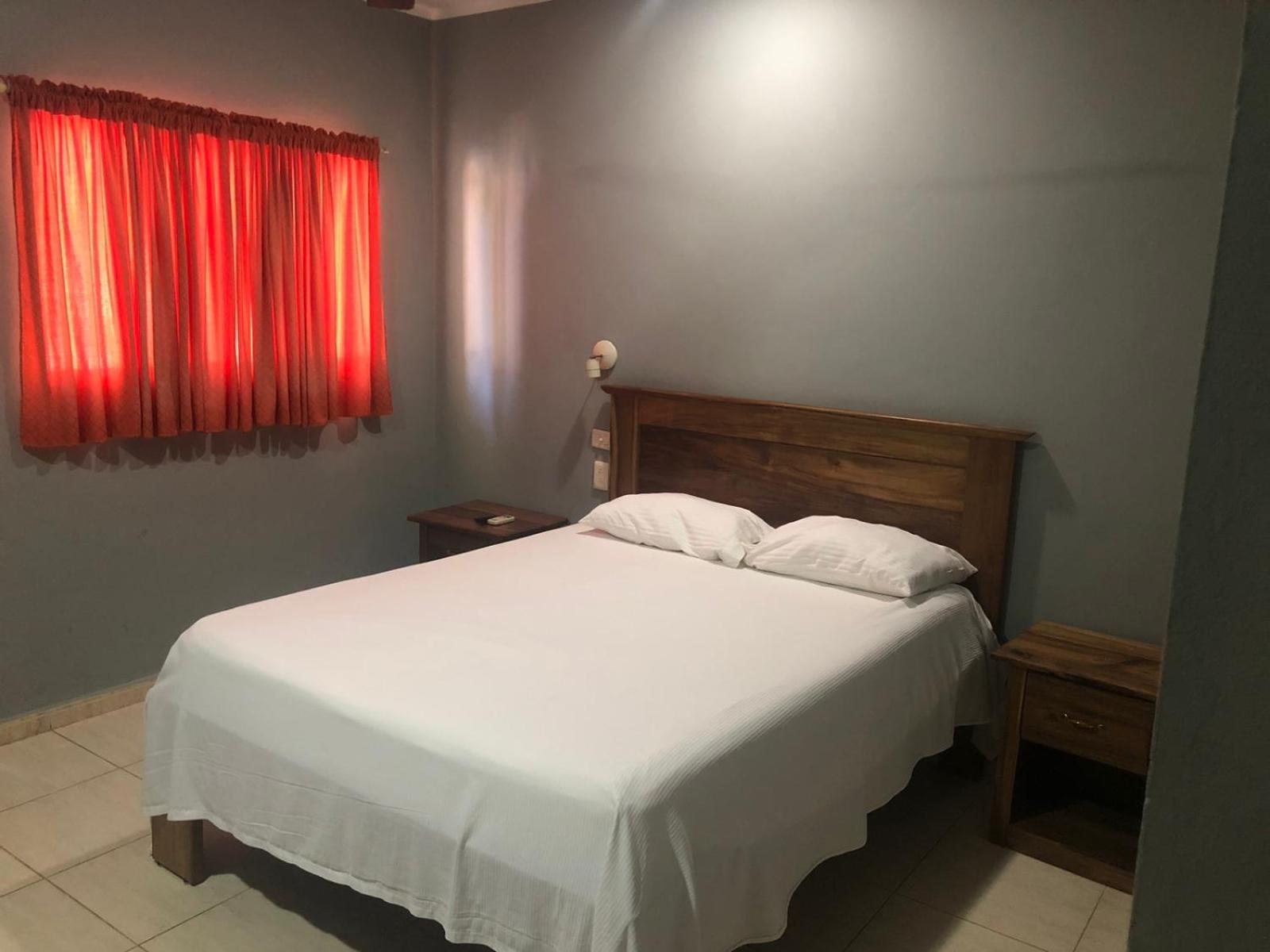 Hotel Cambri Нагуа Екстериор снимка