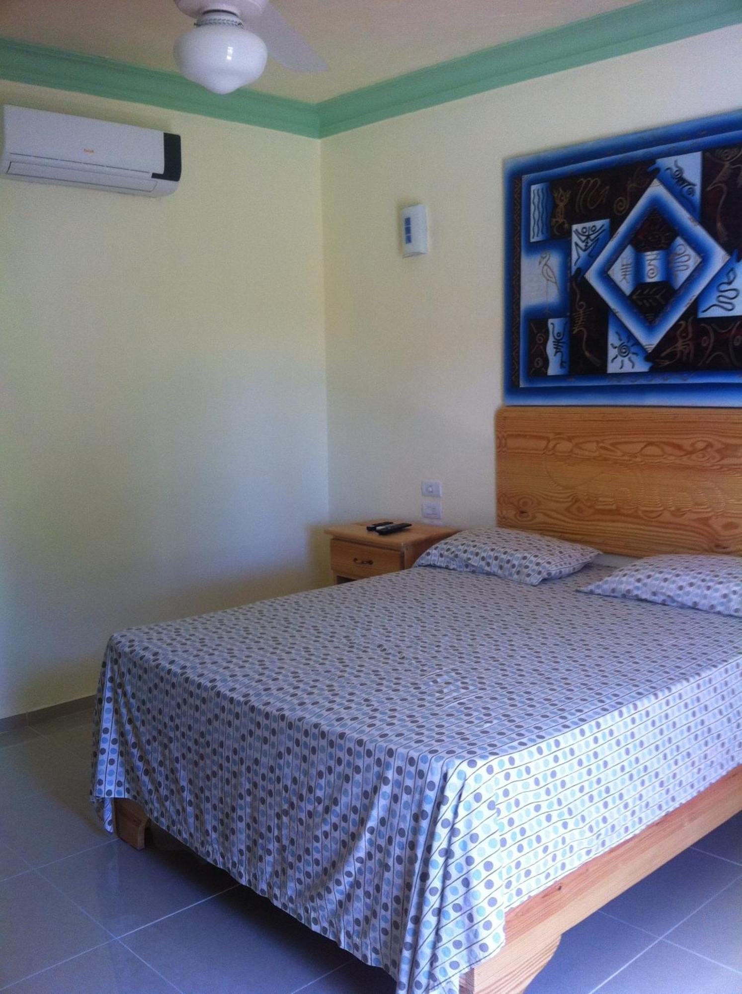 Hotel Cambri Нагуа Екстериор снимка